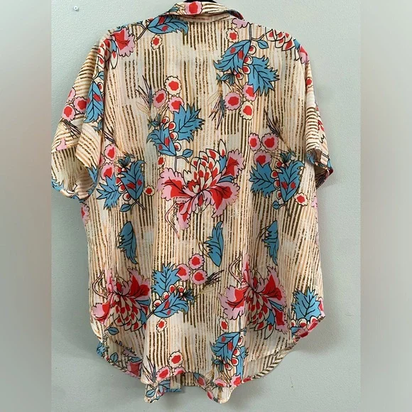 Cupshe Blouse - Picture 5 of 5